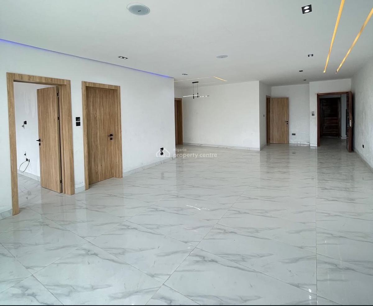 2 Bedroom Apartment with Bq, Lekki Phase 1, Lekki, Lagos, Flat / Apartment for Sale