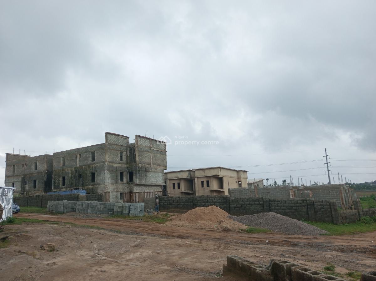 4 Bedroom Duplex with Bq Available for Buyer, Near Besab Lusso Estate, Dutse, Abuja, Terraced Duplex for Sale