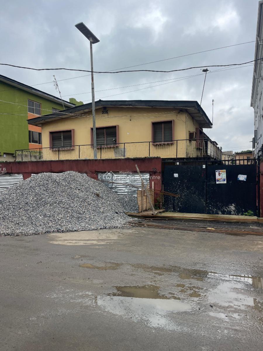 Luxurious 3 Bedroom Apartment Within a Prime Location, Ikate, Lekki, Lagos, Flat / Apartment for Sale