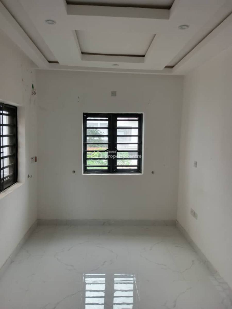 2 Bedrooms Flat, Off Bourdilon, Ikoyi, Lagos, Flat / Apartment for Rent