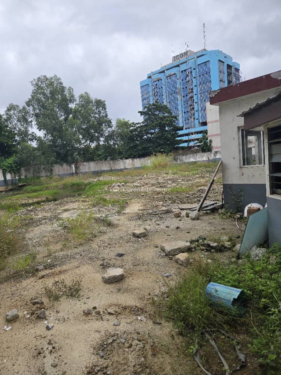 Land on High Density Axis, 1900m2, Mike Adenuga Close, Victoria Island (vi), Lagos, Mixed-use Land for Sale