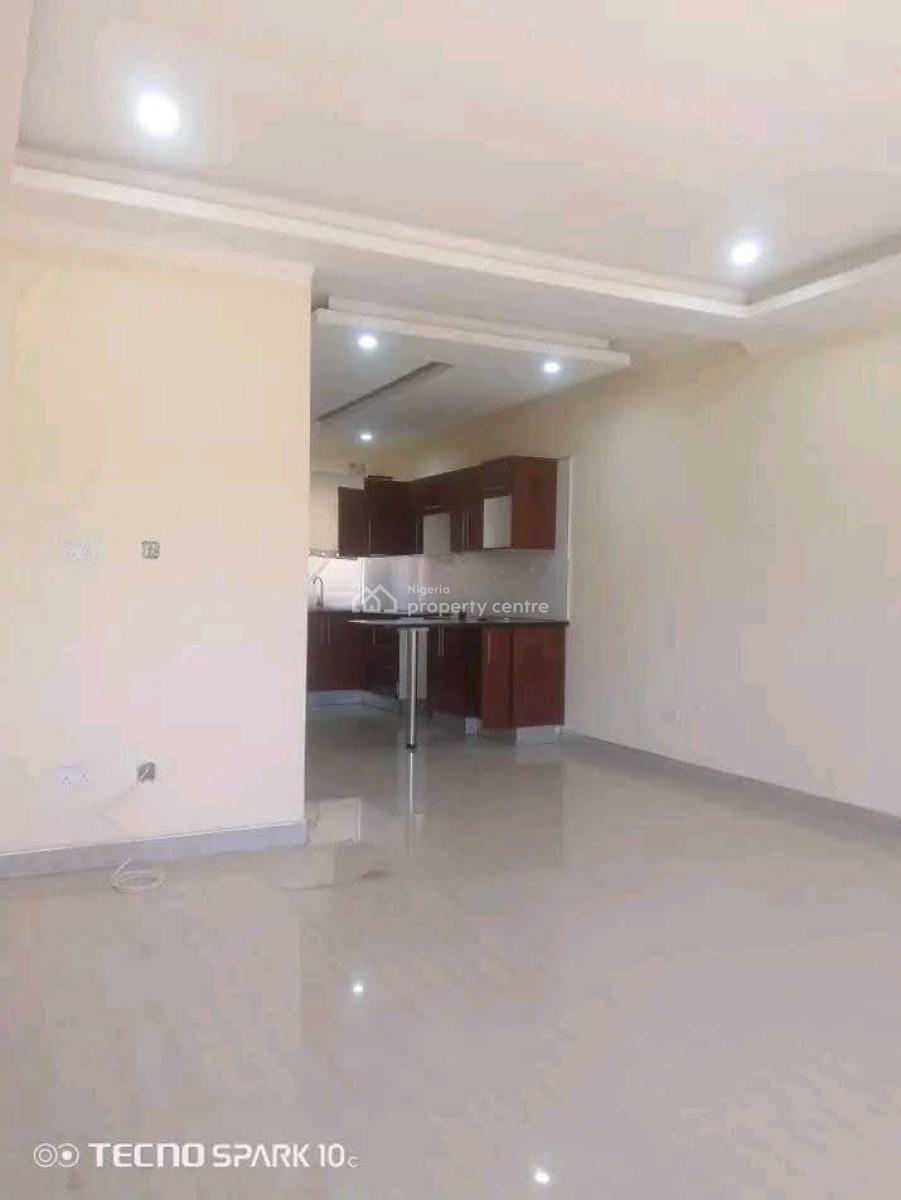 3 Bedroom Apartment, Challenge, Ibadan, Oyo, Block of Flats for Sale