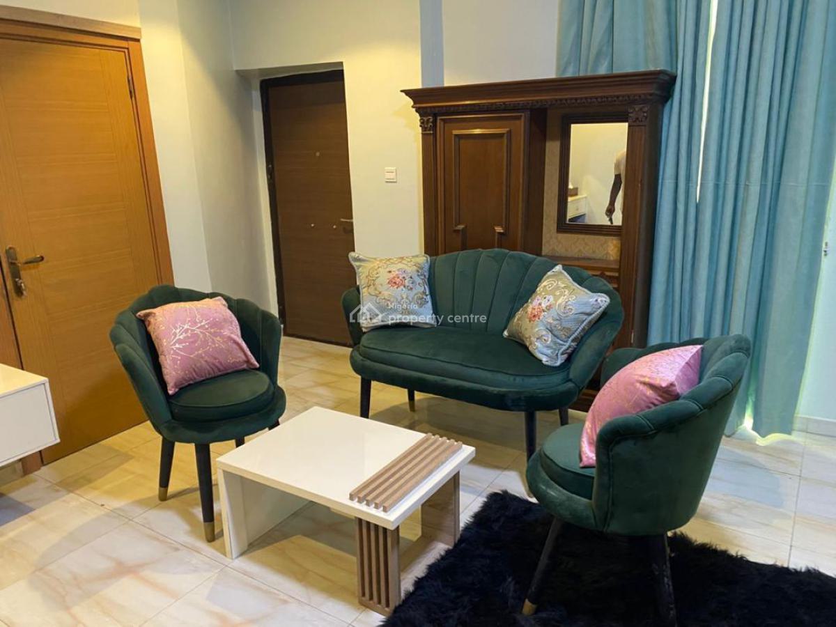 Newest and Cozy 5 Bedroom  with 24 Hours Light and Internet, Beside Pinnock, Osapa, Lekki, Lagos, Detached Duplex Short Let