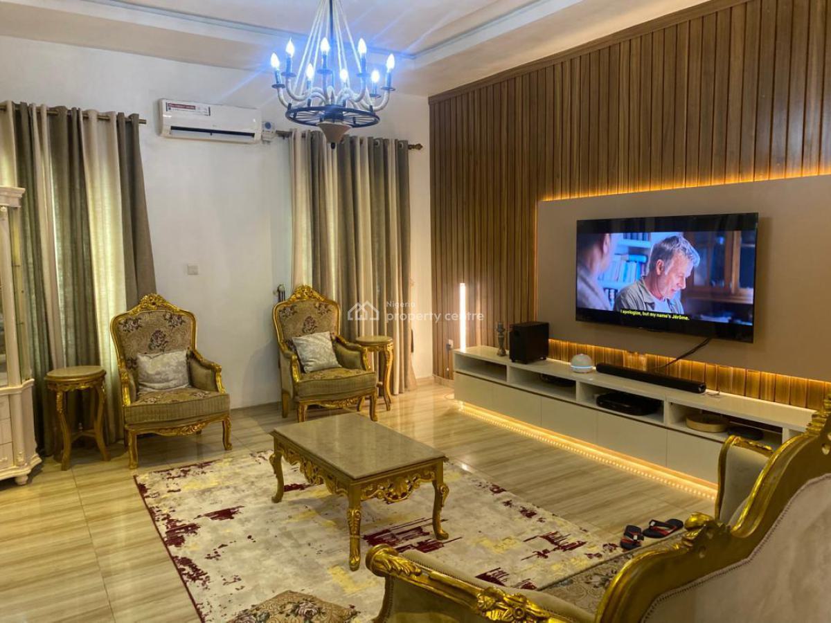 Newest and Cozy 5 Bedroom  with 24 Hours Light and Internet, Beside Pinnock, Osapa, Lekki, Lagos, Detached Duplex Short Let