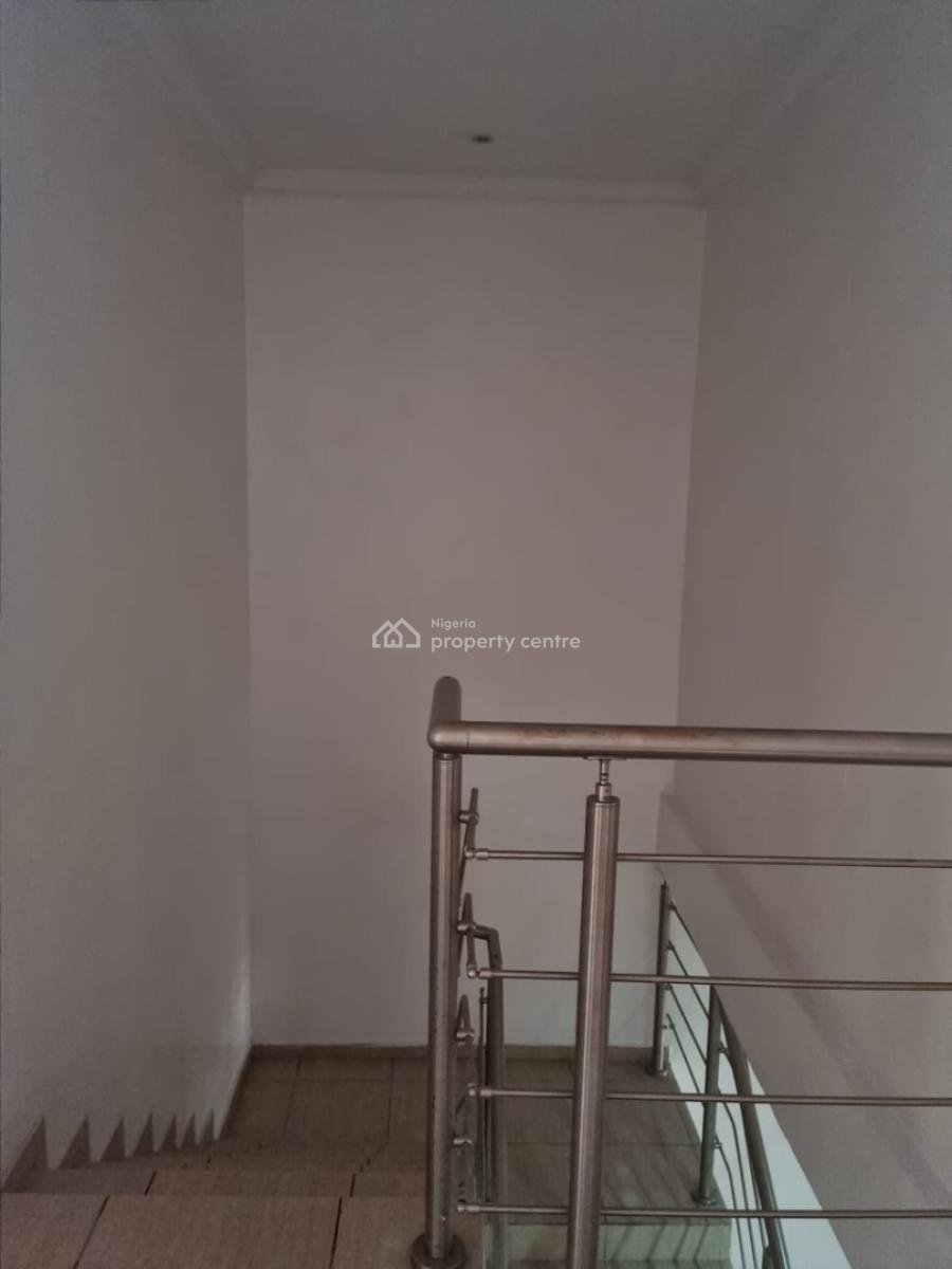 4bedrooms Terrace Duplex with Bq, Osapa, Osapa, Lekki, Lagos, Terraced Duplex for Sale