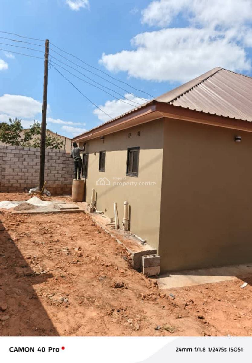 3 Bedroom Bungalow, Ajegunle, Apapa, Lagos, Detached Bungalow for Sale
