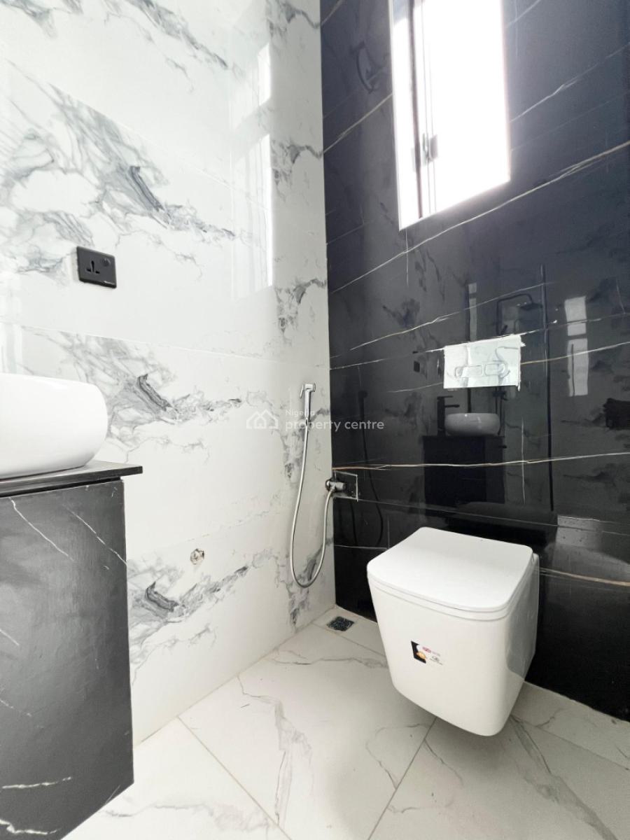 Well Finished 6 Bedroom Fully  Detached Duplex, Ceiling  -💧finished Inbuilt Closet -💧 Water Heater -💧 Heat Extracto, Osapa, Lekki, Lagos, Detached Duplex for Sale