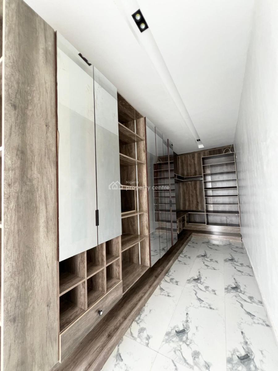 Well Finished 6 Bedroom Fully  Detached Duplex, Ceiling  -💧finished Inbuilt Closet -💧 Water Heater -💧 Heat Extracto, Osapa, Lekki, Lagos, Detached Duplex for Sale