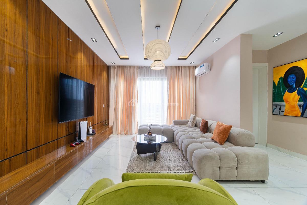 Luxury 3 Bedroom with Pool, Ps5 & Equipped Kitchen, Perfect for Pictures, Ikate, Lekki, Lagos, Flat / Apartment Short Let