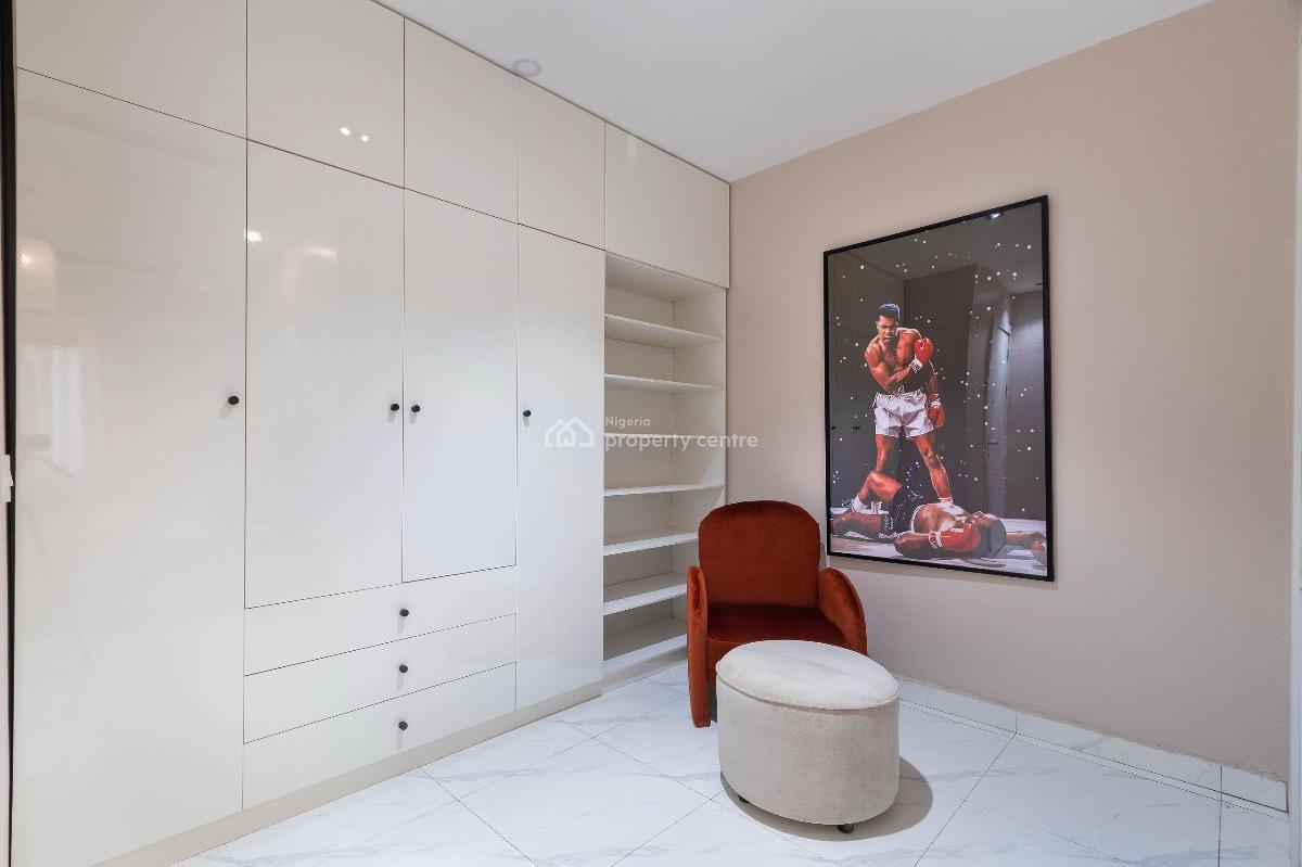 Luxury 3 Bedroom with Pool, Ps5 & Equipped Kitchen, Perfect for Pictures, Ikate, Lekki, Lagos, Flat / Apartment Short Let