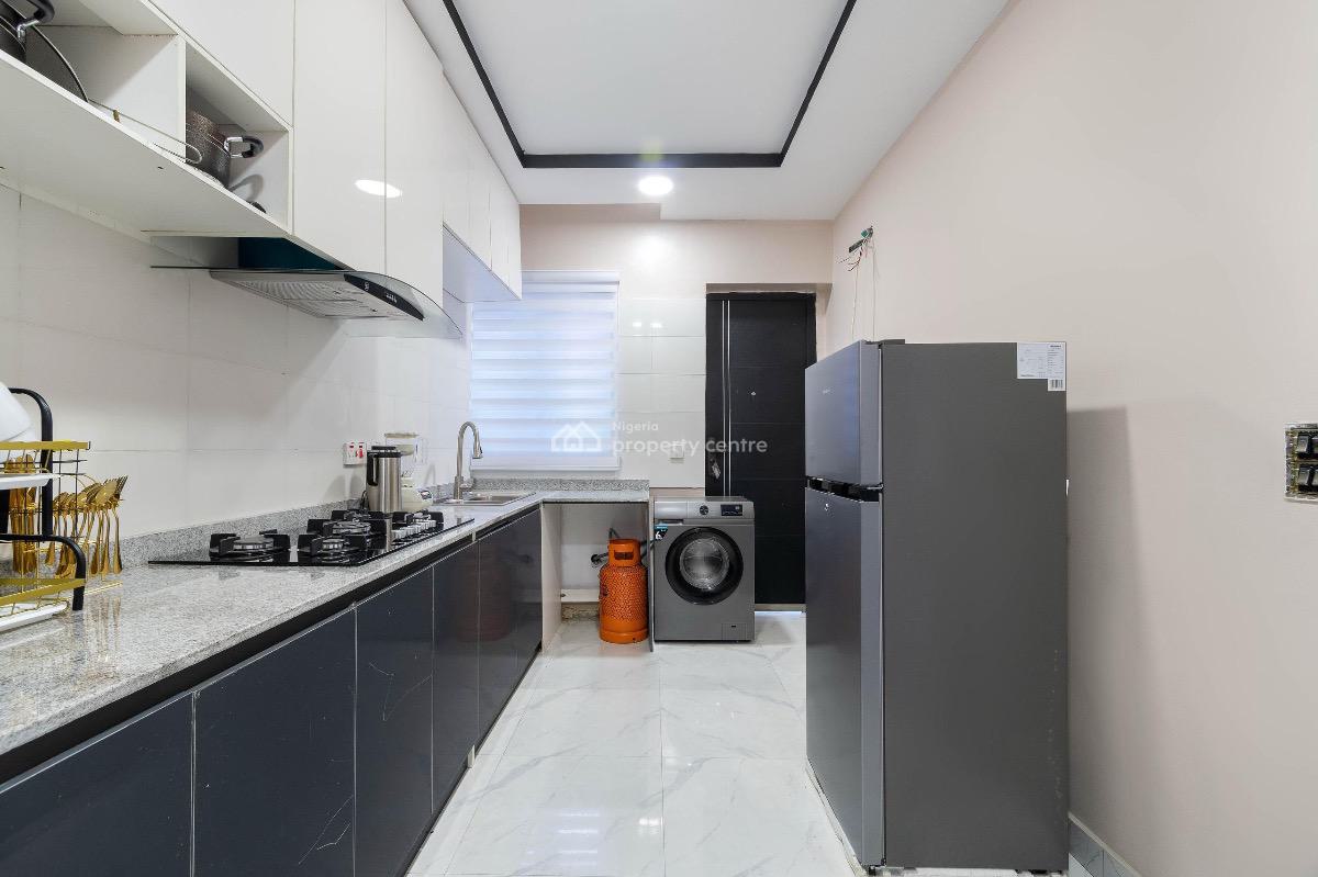 Luxury 3 Bedroom with Pool, Ps5 & Equipped Kitchen, Perfect for Pictures, Ikate, Lekki, Lagos, Flat / Apartment Short Let