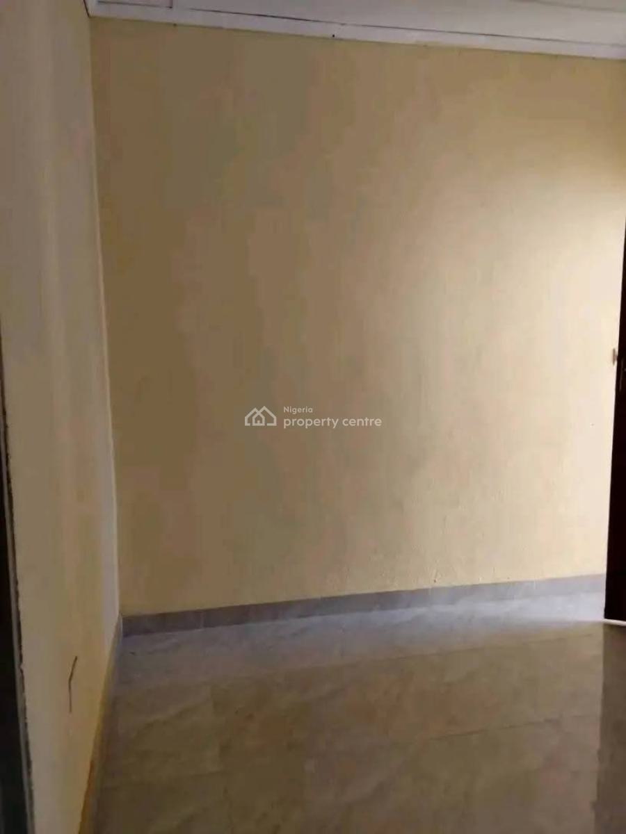 1 Room Self Contain Apartment, Abule Oja, Yaba, Lagos, Self Contain (single Rooms) for Rent