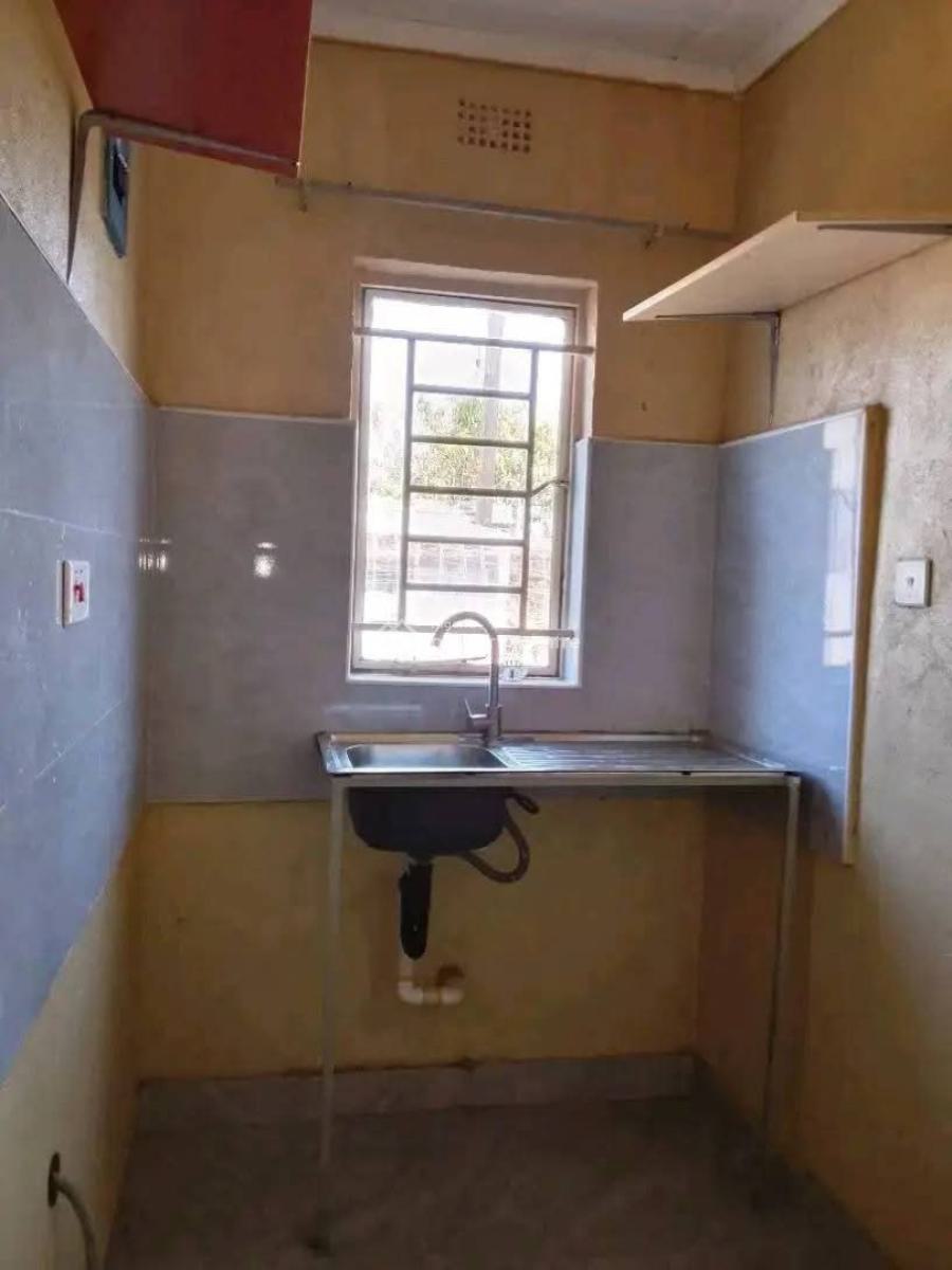 1 Room Self Contain Apartment, Abule Oja, Yaba, Lagos, Self Contain (single Rooms) for Rent