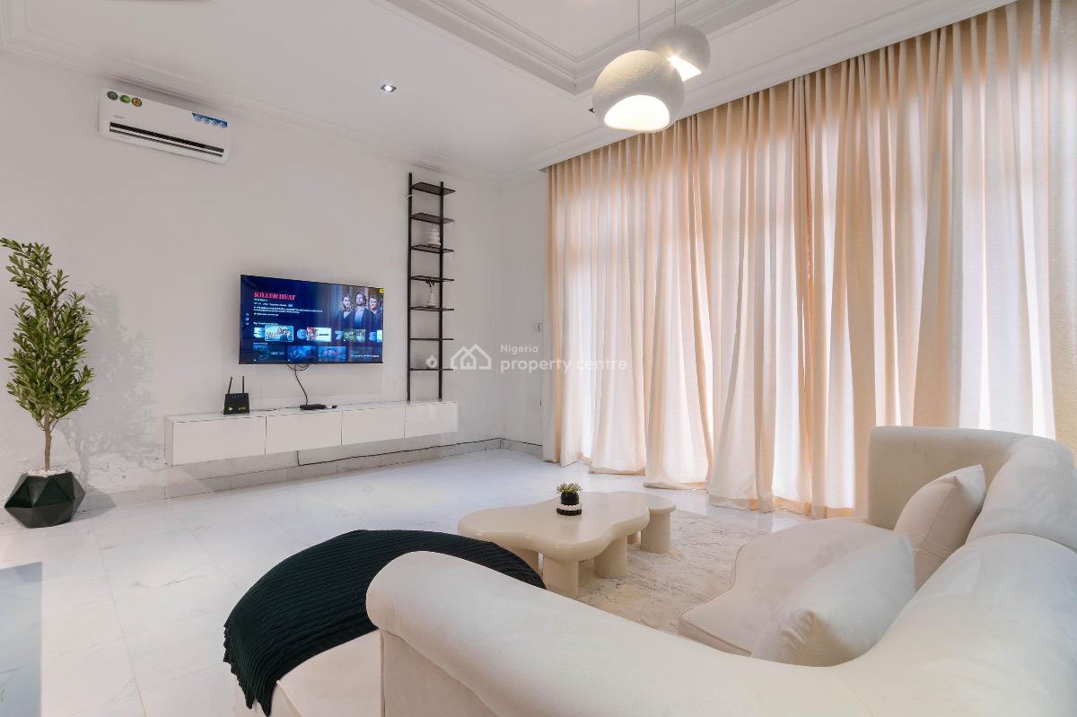 Aesthetics One Bedroom Apartment with Ps5 & Furnished Kitchen, Perfect for Photos, Lekki Phase 1, Lekki, Lagos, Flat / Apartment Short Let