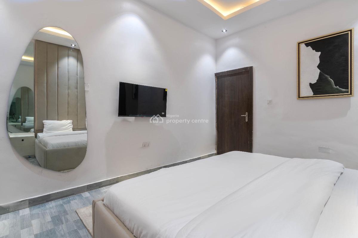 Aesthetics One Bedroom Apartment with Ps5 & Furnished Kitchen, Perfect for Photos, Lekki Phase 1, Lekki, Lagos, Flat / Apartment Short Let