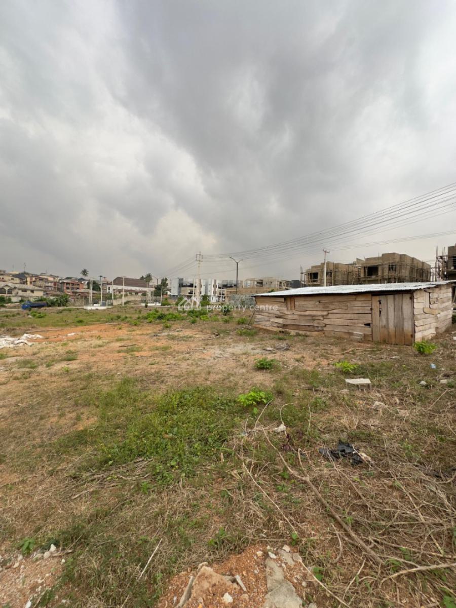 Lands in Modern  Government Reserve Area with Interlock Brick Road, Lere Adigun Gra Bcos Basorun Area, Ibadan, Oyo, Land for Sale