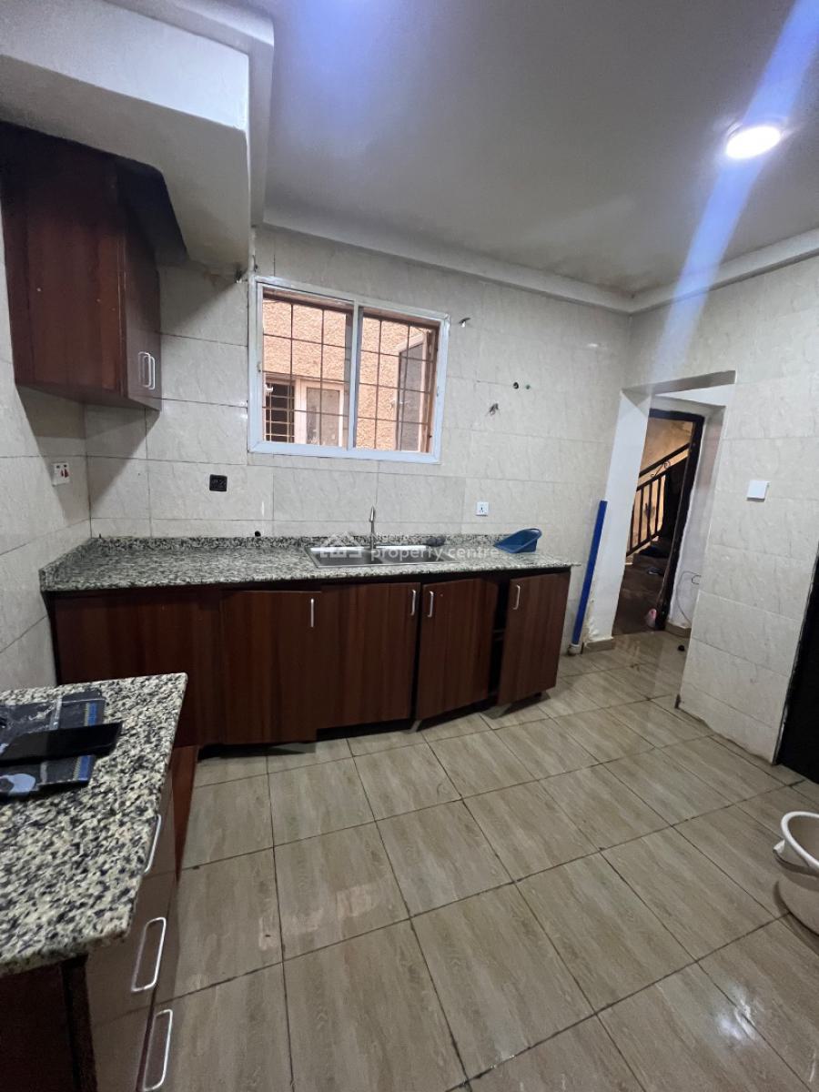 Standard Sharp 3 Bedroom Apartment with Visitors Toilet, Inside an Estate Along Apo Wumba/ Apo Primary Expressway, Apo, Abuja, Flat / Apartment for Rent