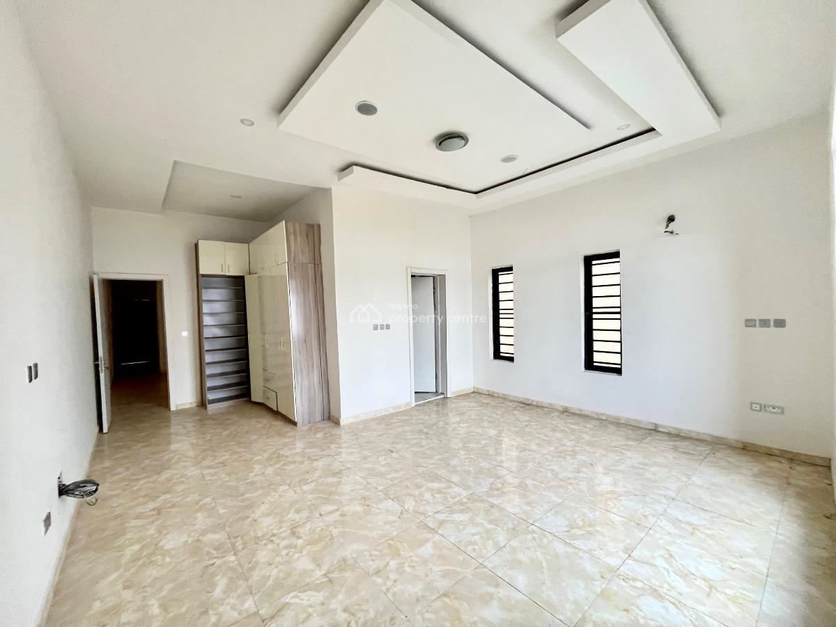 Modern 4-bedroom Semi-detached Duplex with Bq, Chevron Drive, Lekki, Lagos, Detached Duplex for Rent