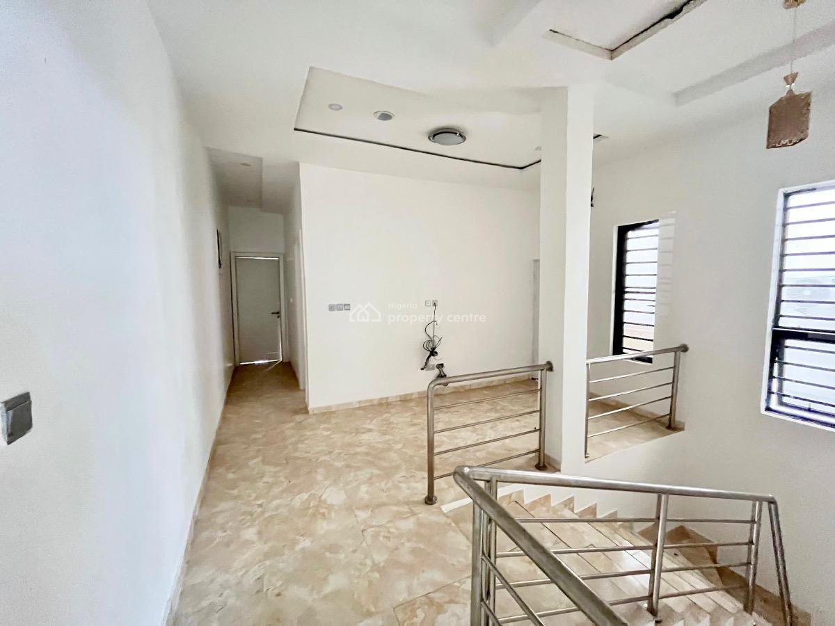 Modern 4-bedroom Semi-detached Duplex with Bq, Chevron Drive, Lekki, Lagos, Detached Duplex for Rent