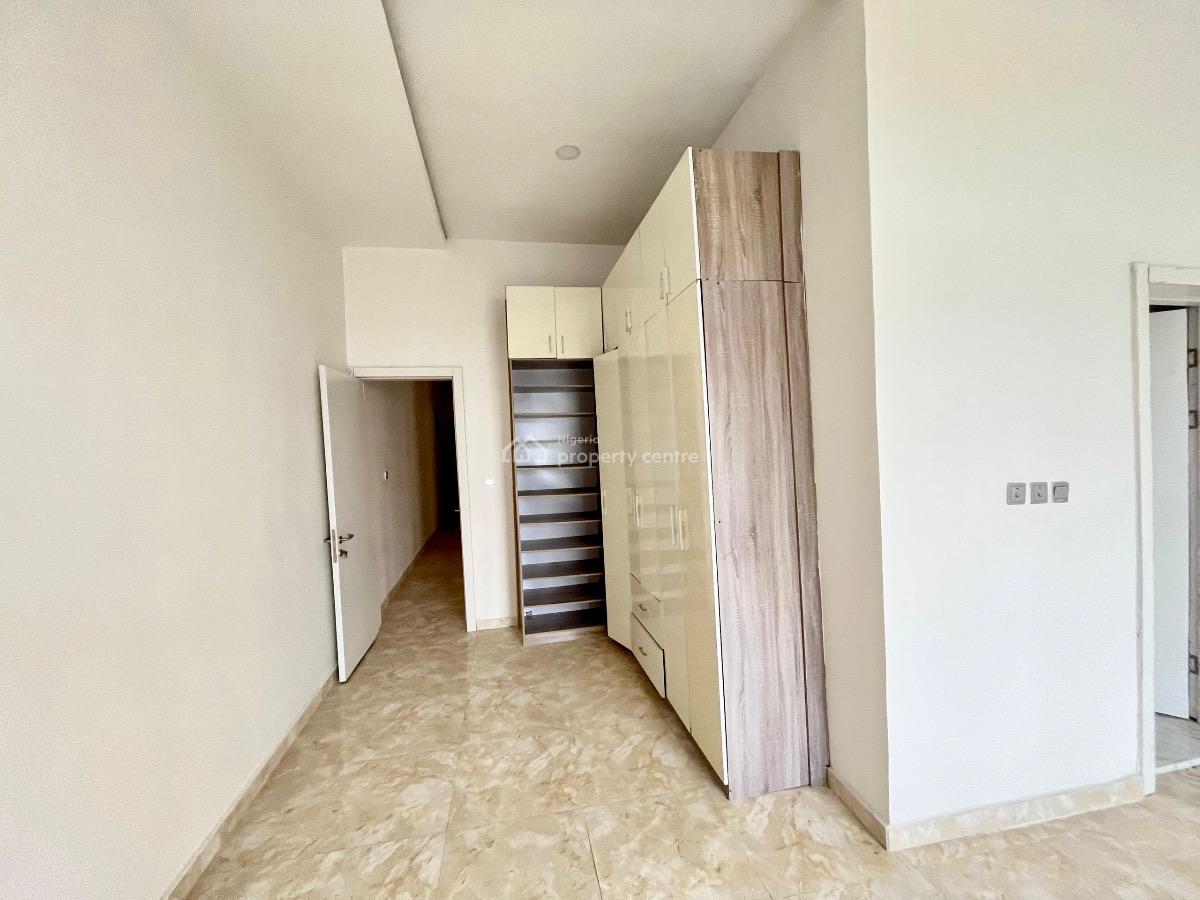 Modern 4-bedroom Semi-detached Duplex with Bq, Chevron Drive, Lekki, Lagos, Detached Duplex for Rent