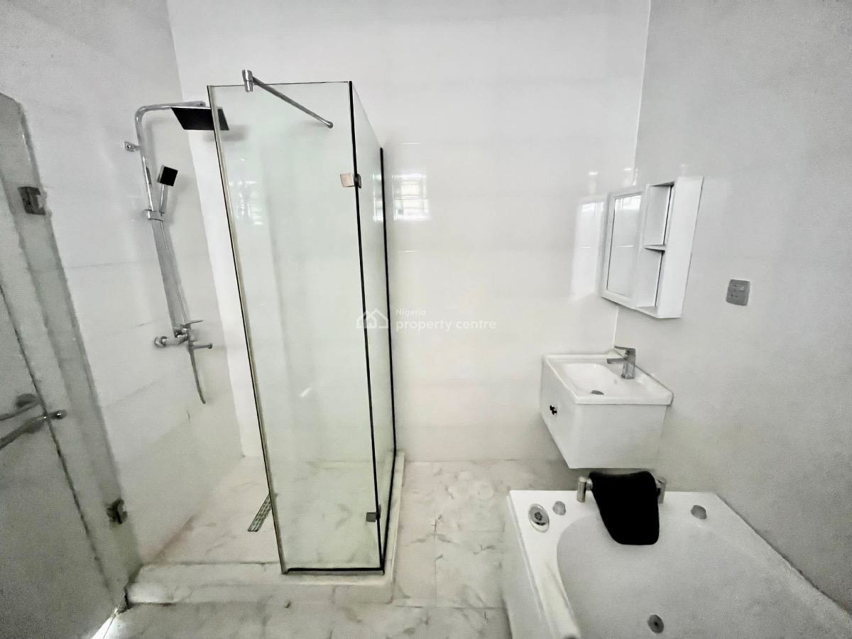 Modern 4-bedroom Semi-detached Duplex with Bq, Chevron Drive, Lekki, Lagos, Detached Duplex for Rent