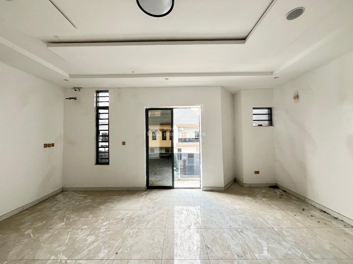 Spacious 4-bedroom Semi-detached Duplex with Bq, Chevron Drive, Lekki, Lagos, Semi-detached Duplex for Rent