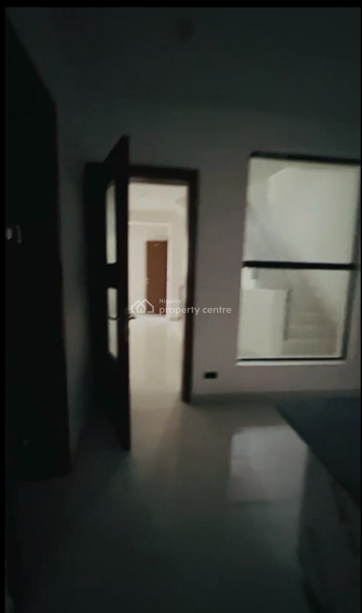 5 Bedroom Duplex with Bq, Lekki Phase 1, Lekki, Lagos, Flat / Apartment for Rent