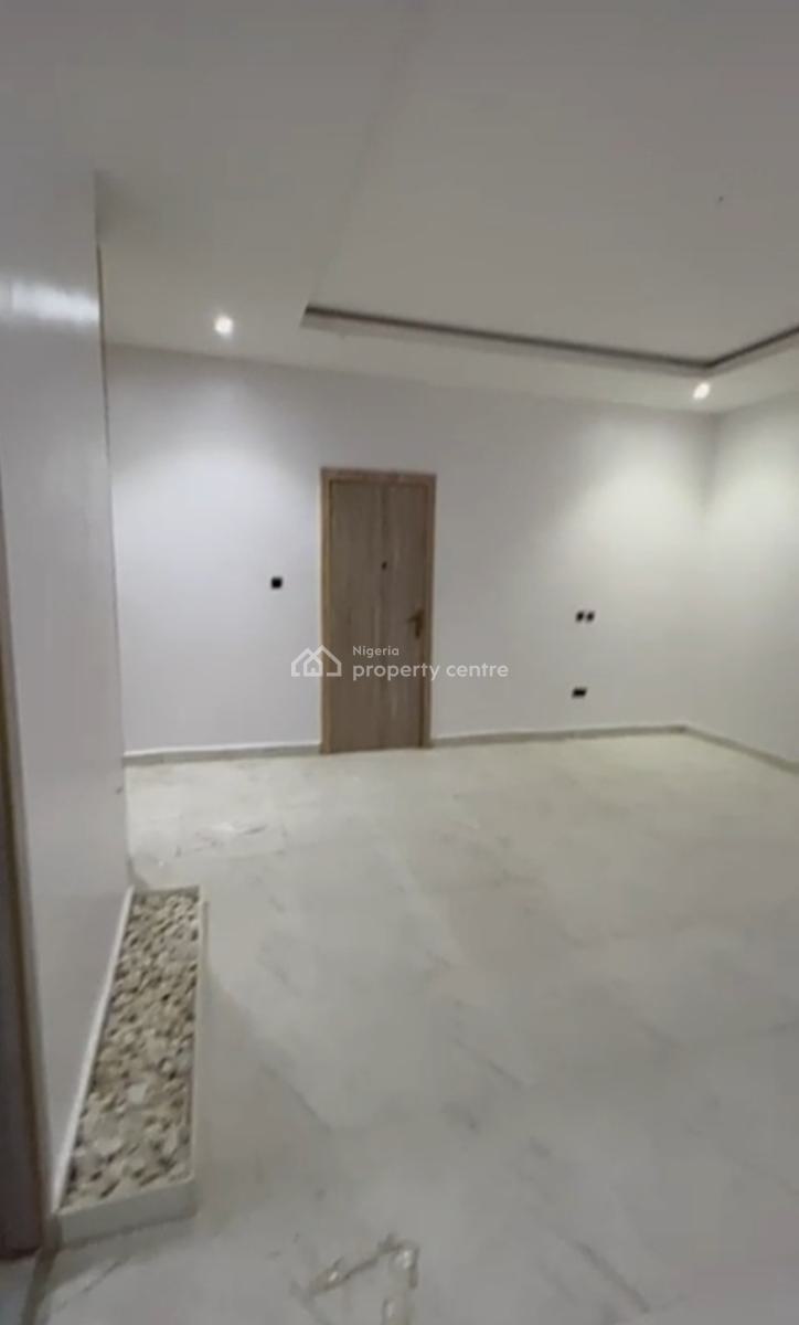 Spacious & Newly  Converted 1-bedroom  Apartment with Personal Kitchen, Dpkay Estate Orchid Road, Lekki, Lagos, Mini Flat (room and Parlour) for Rent