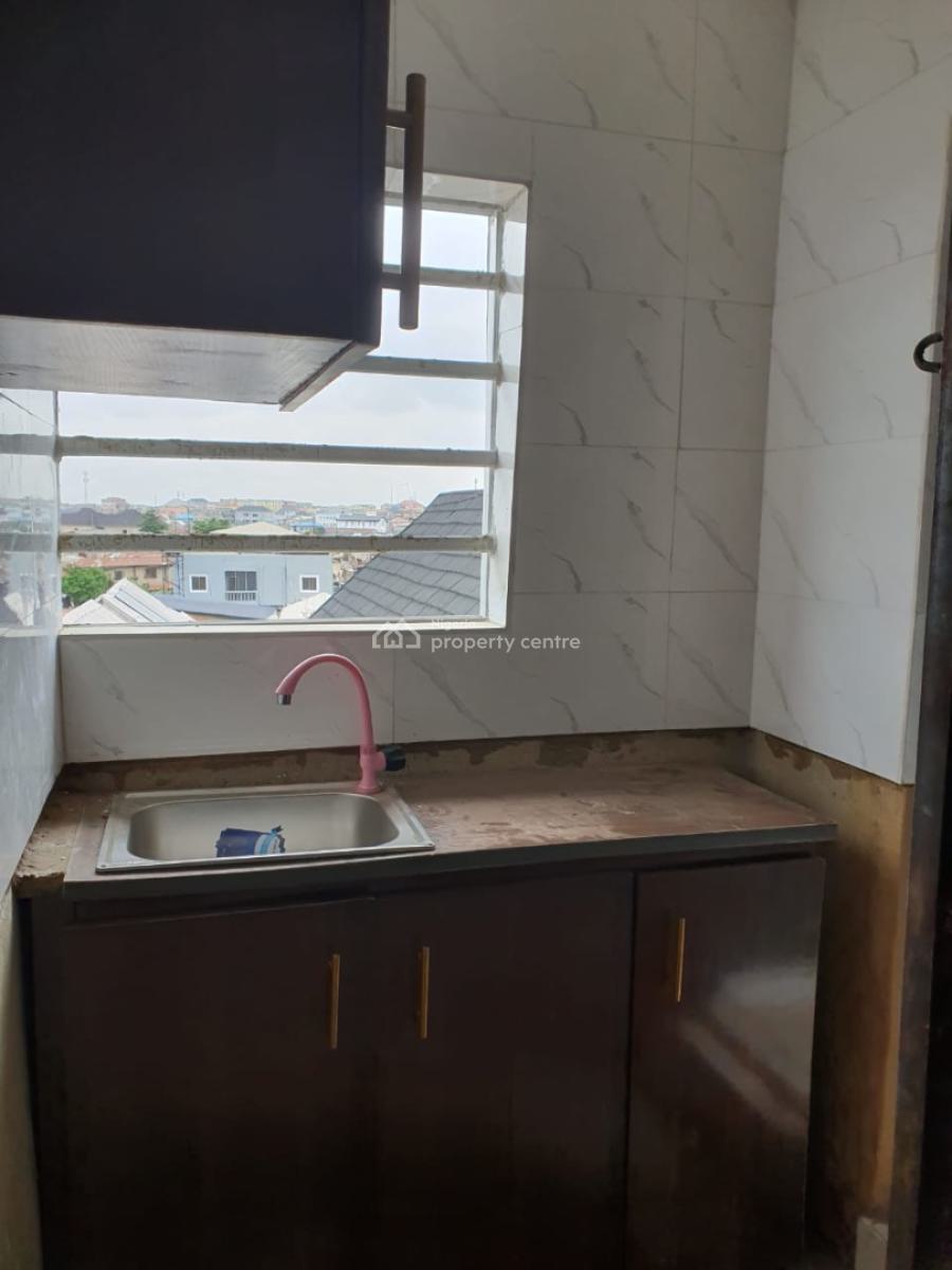 17-year Lease Opportunity -- Earn Over 42m, Gbagada Estate, Gbagada, Lagos, Mini Flat (room and Parlour) for Sale