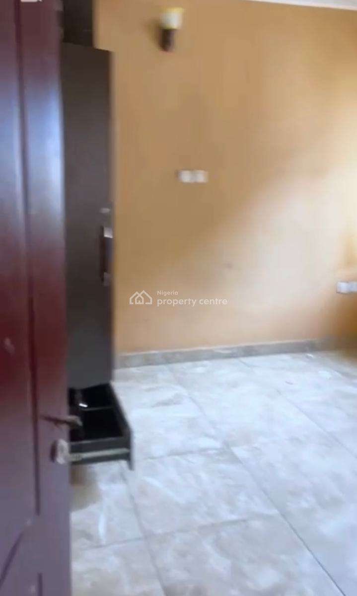 3-bedroom Flat (charlie Boy, Gwarinpa), Gwarinpa, Abuja, Flat / Apartment for Rent