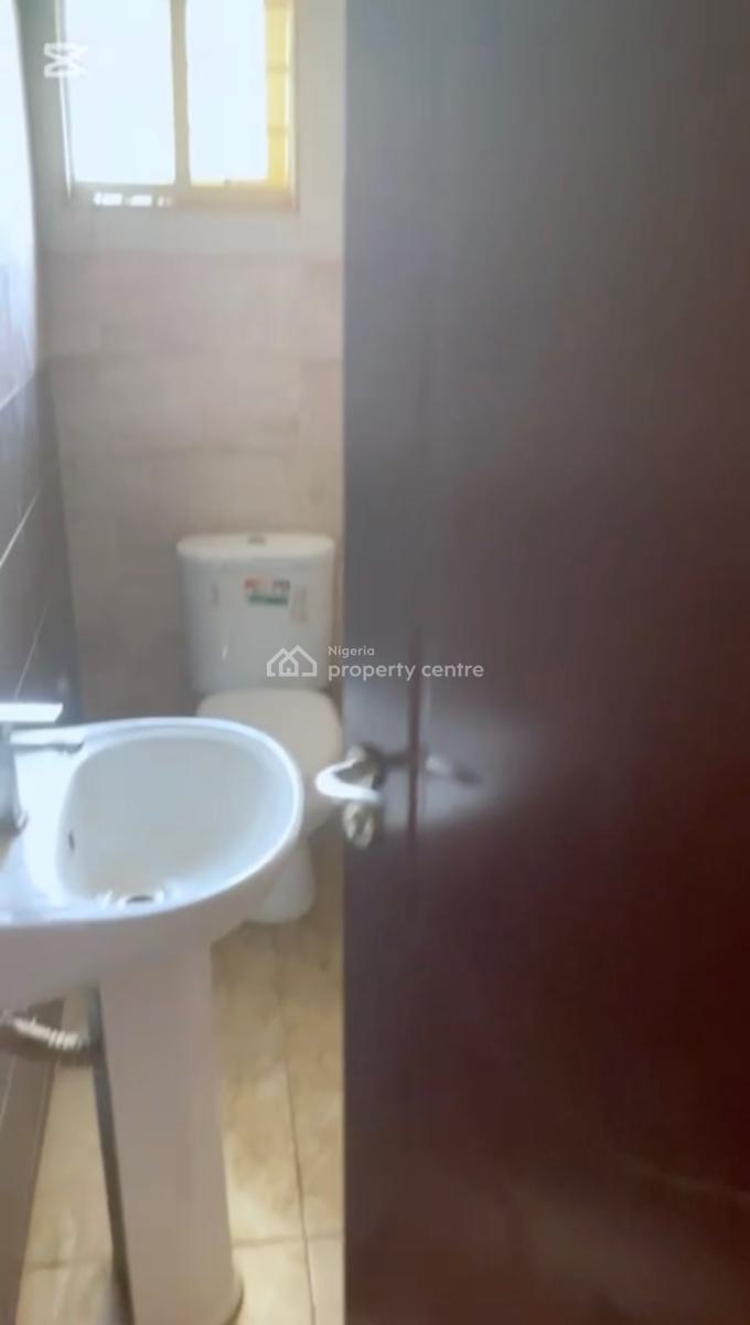 3-bedroom Flat (charlie Boy, Gwarinpa), Gwarinpa, Abuja, Flat / Apartment for Rent