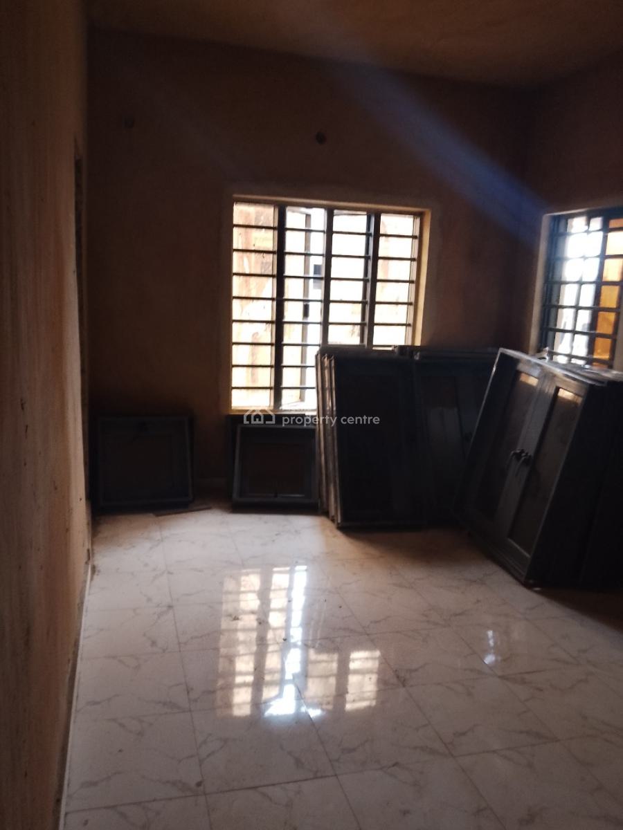 3 Bedroom Flat/apartment, Ipod Court, Ketu Ajelogo-akanimodo Area, Ketu, Mile 12, Kosofe, Lagos, Flat / Apartment for Sale