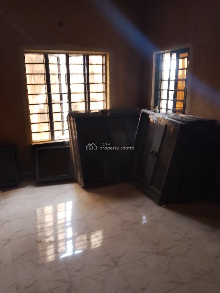 3 Bedroom Flat/apartment, Ipod Court, Ketu Ajelogo-akanimodo Area, Ketu, Mile 12, Kosofe, Lagos, Flat / Apartment for Sale