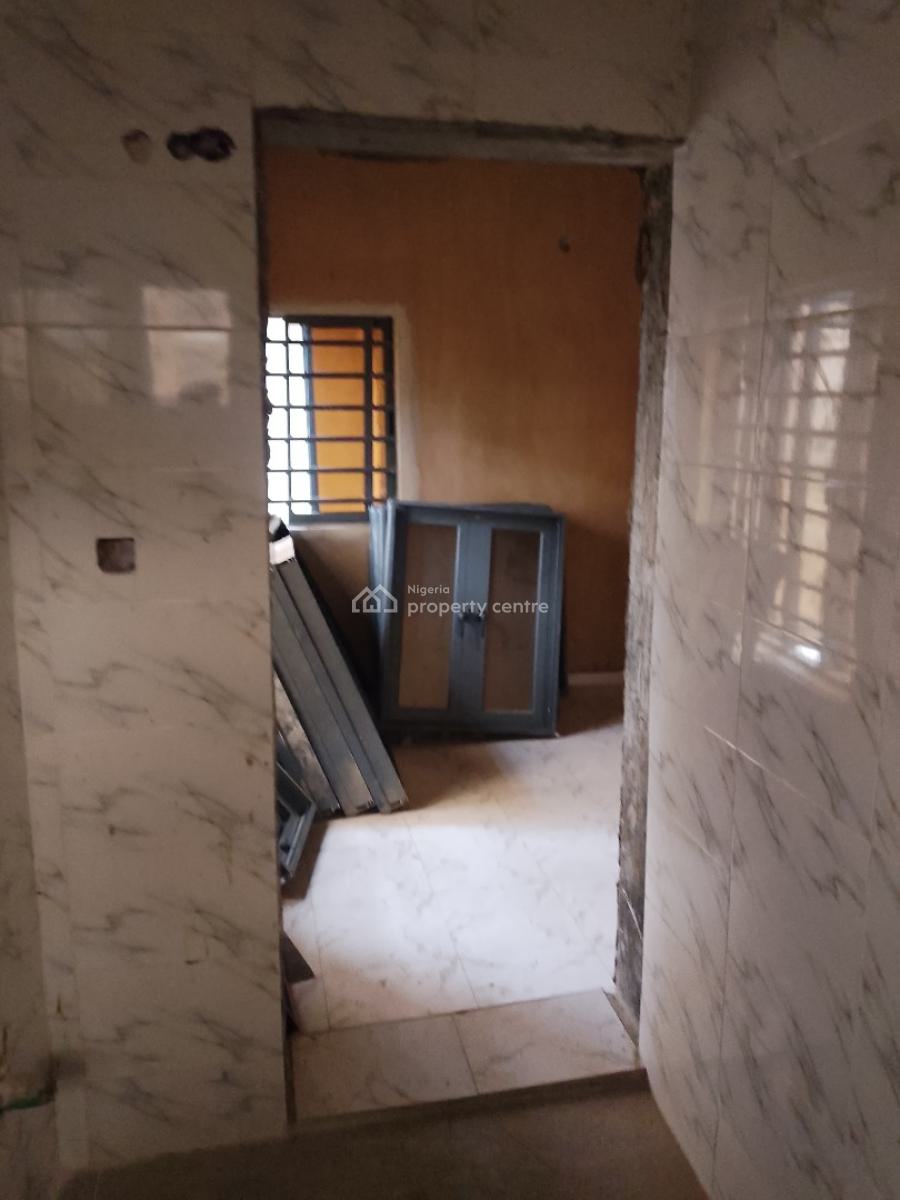 3 Bedroom Flat/apartment, Ipod Court, Ketu Ajelogo-akanimodo Area, Ketu, Mile 12, Kosofe, Lagos, Flat / Apartment for Sale