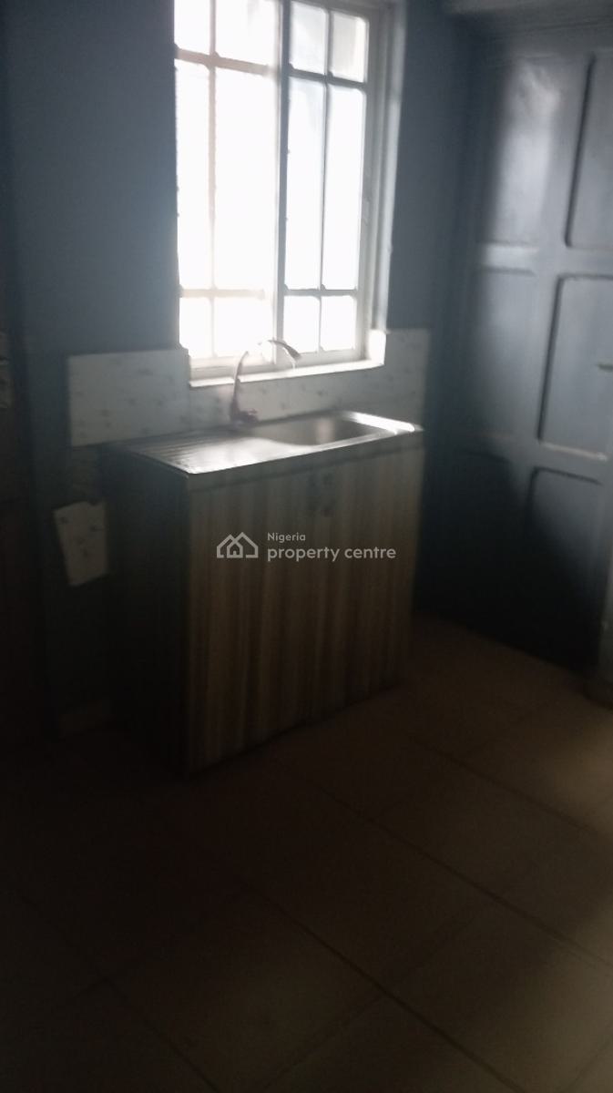 2 Bedroom Apartment at Umuike, Umuike Awka, Awka, Anambra, Flat / Apartment for Rent