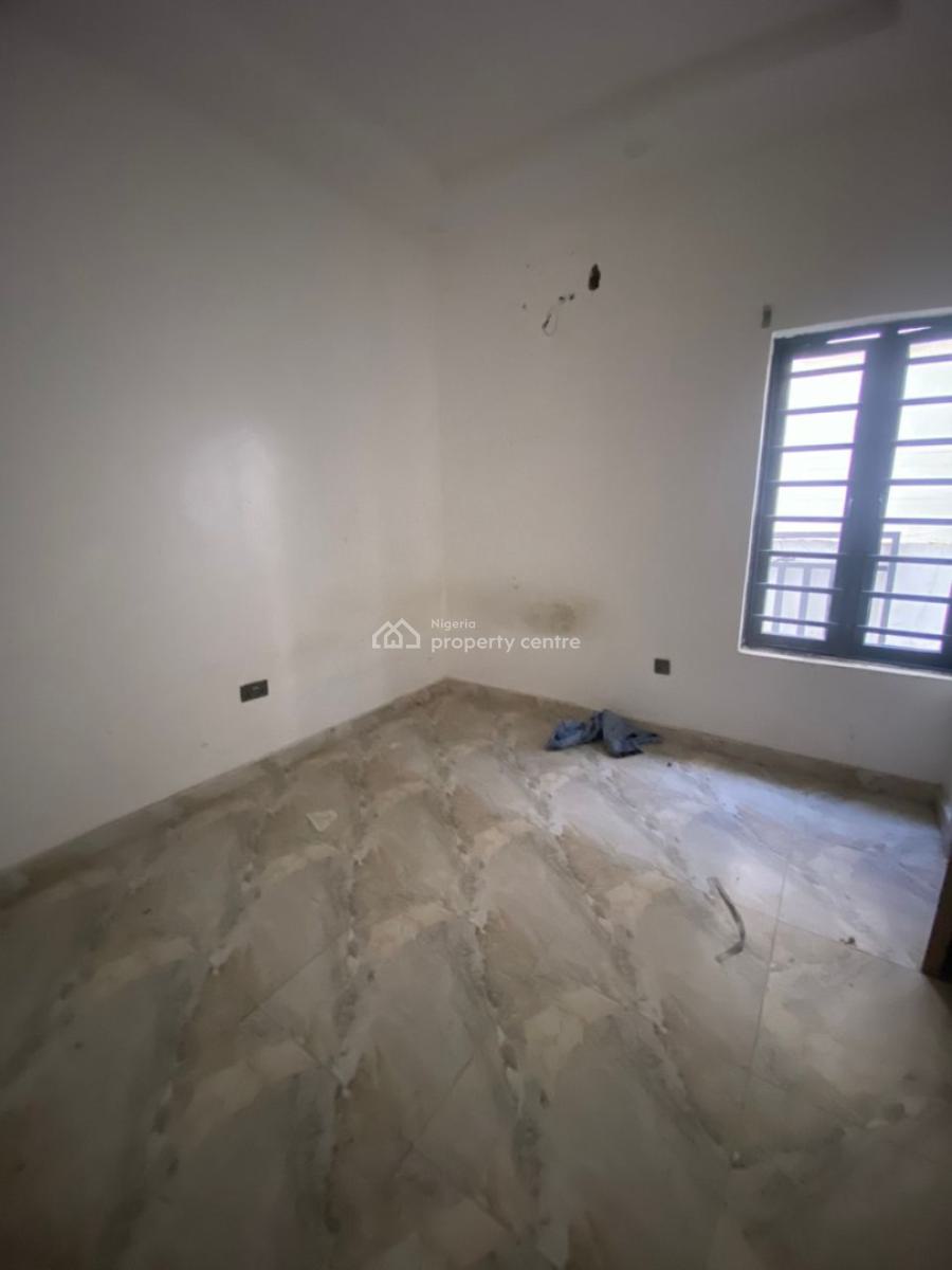 Neatly Used 2 Bedroom Apartment, Agungi, Lekki, Lagos, Flat / Apartment for Rent