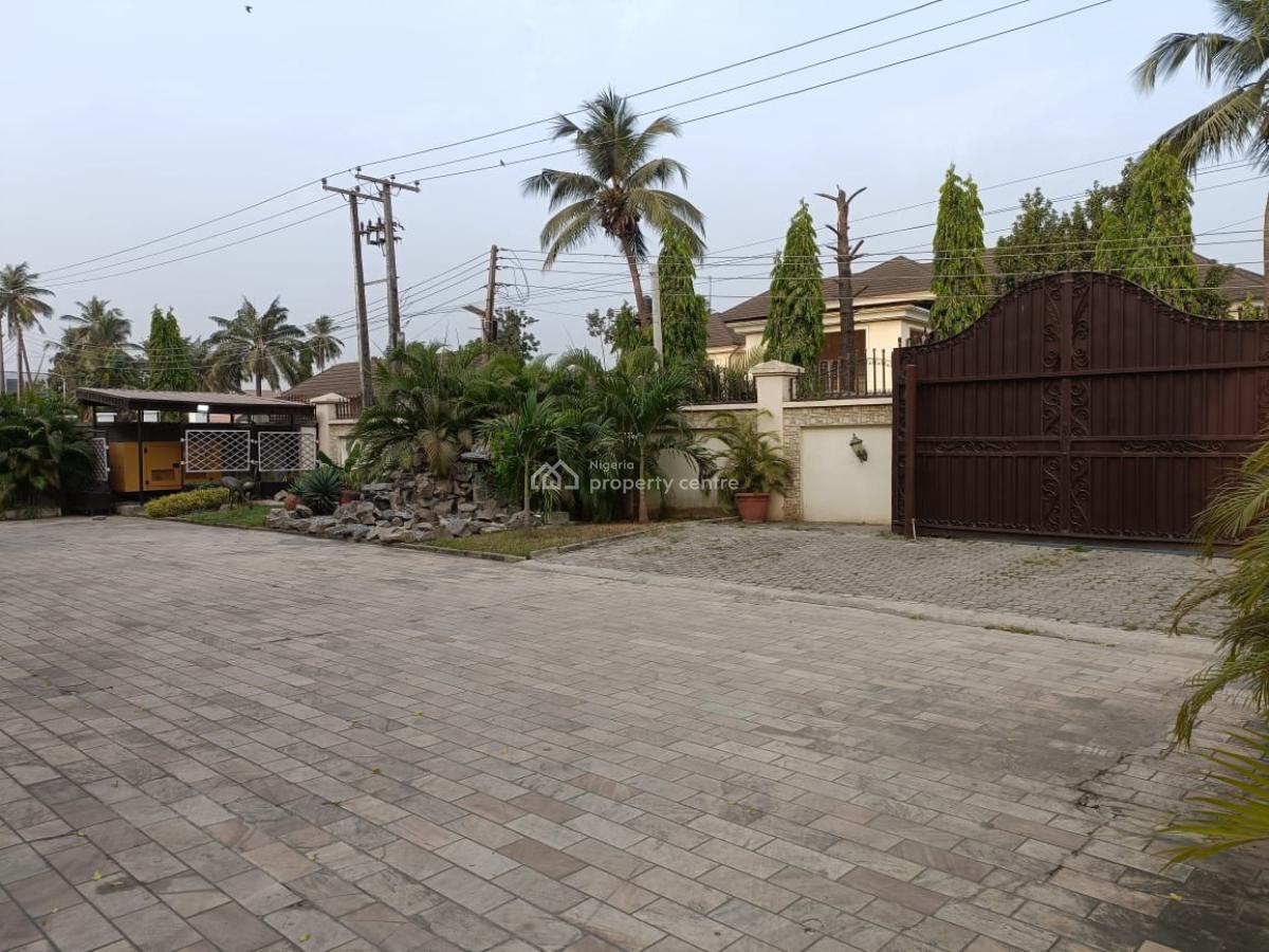5 Bed Fully Detached on 1500sqm 2 Bq, Swimming Pool, Large Green Area, Ikeja Gra, Ikeja, Lagos, Detached Duplex for Sale