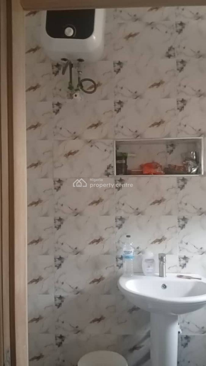 Exquisite 2 Bedroom Flat, Meridian Estate, Awoyaya, Ibeju Lekki, Lagos, Block of Flats for Sale