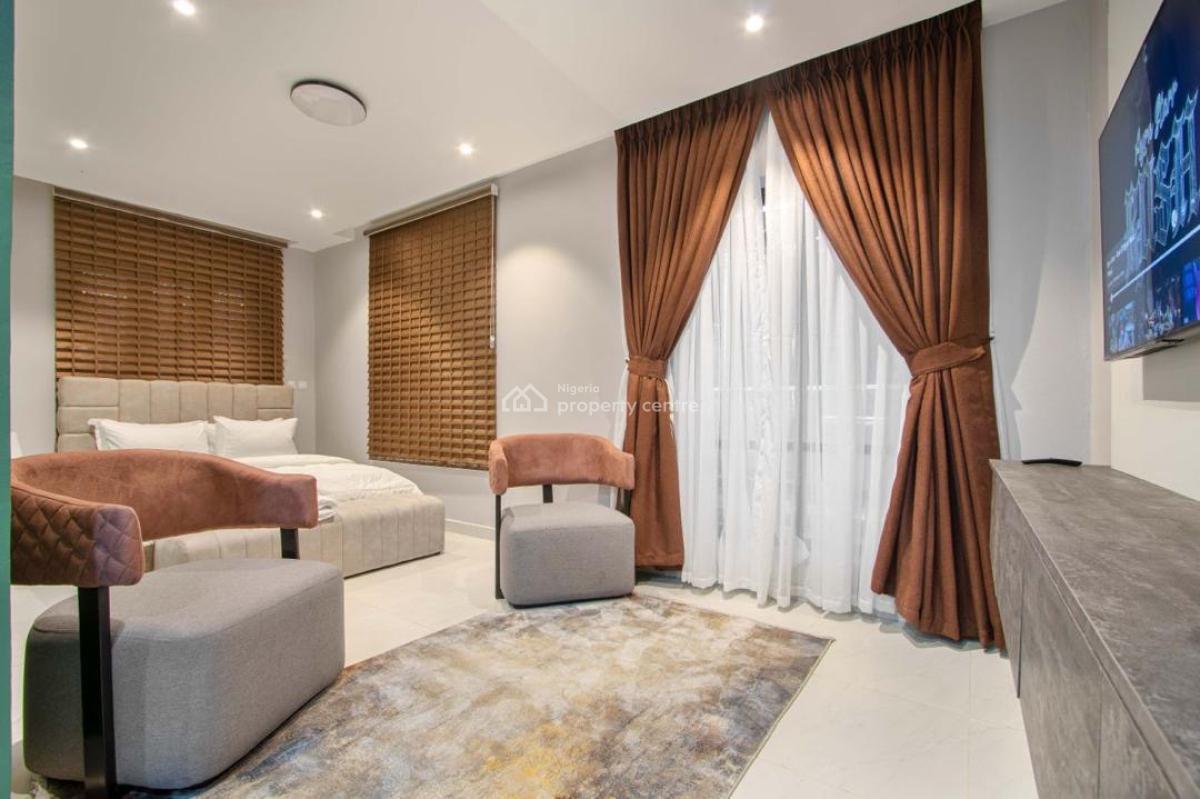Our Cozy & Lovely 3bedroom with Ps5 & Swimming Pool, Lekki Phase 1, Lekki, Lagos, Flat / Apartment Short Let