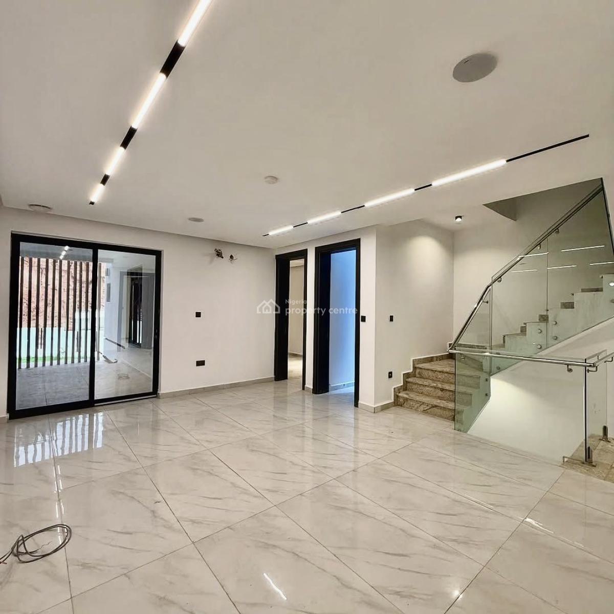 Exquisite Contemporary 4 Bedroom Terrace Duplex with Bq, Serene , Beautiful and Secured Estate.great Deal!, Guzape District, Abuja, Detached Duplex for Sale
