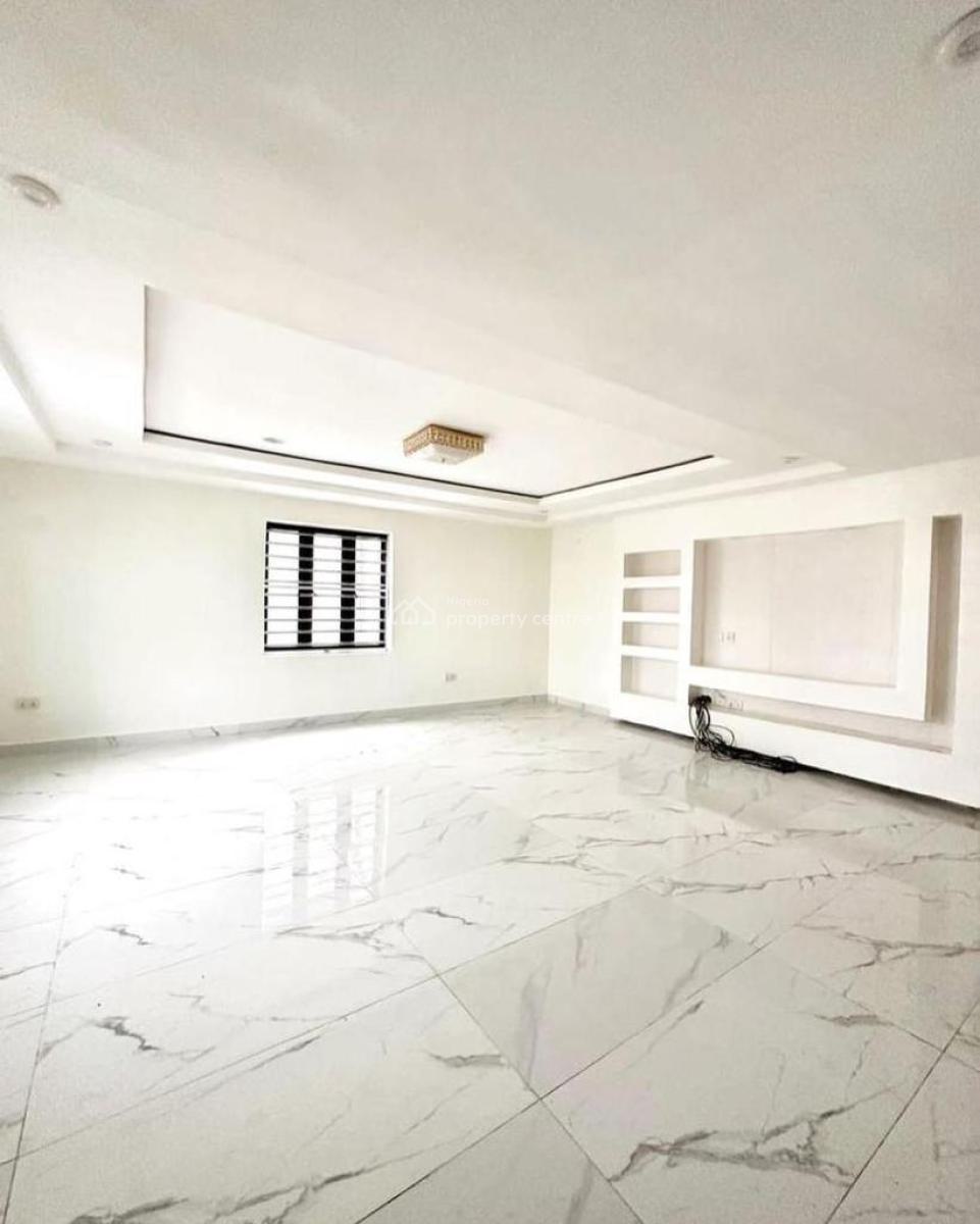 Communal and Serviced with 24/7 Power Supply 5 Bedroom En-suite Detach, Ikoyi, Lagos, Semi-detached Duplex for Rent