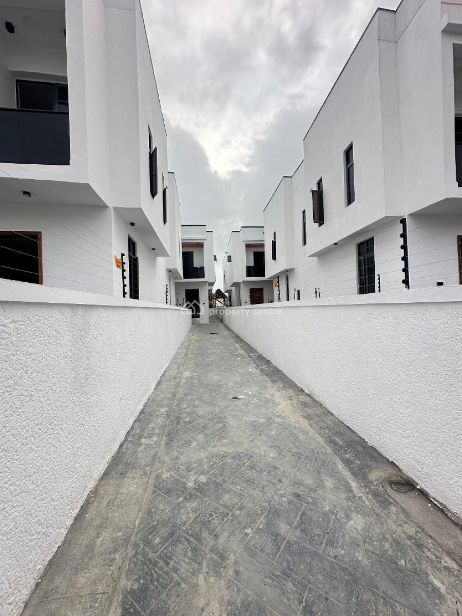 Spacious 4 Bedrooms Semi Detached Duplex with Bq (driveway Unit), Ikate, Lekki, Lagos, Semi-detached Duplex for Sale