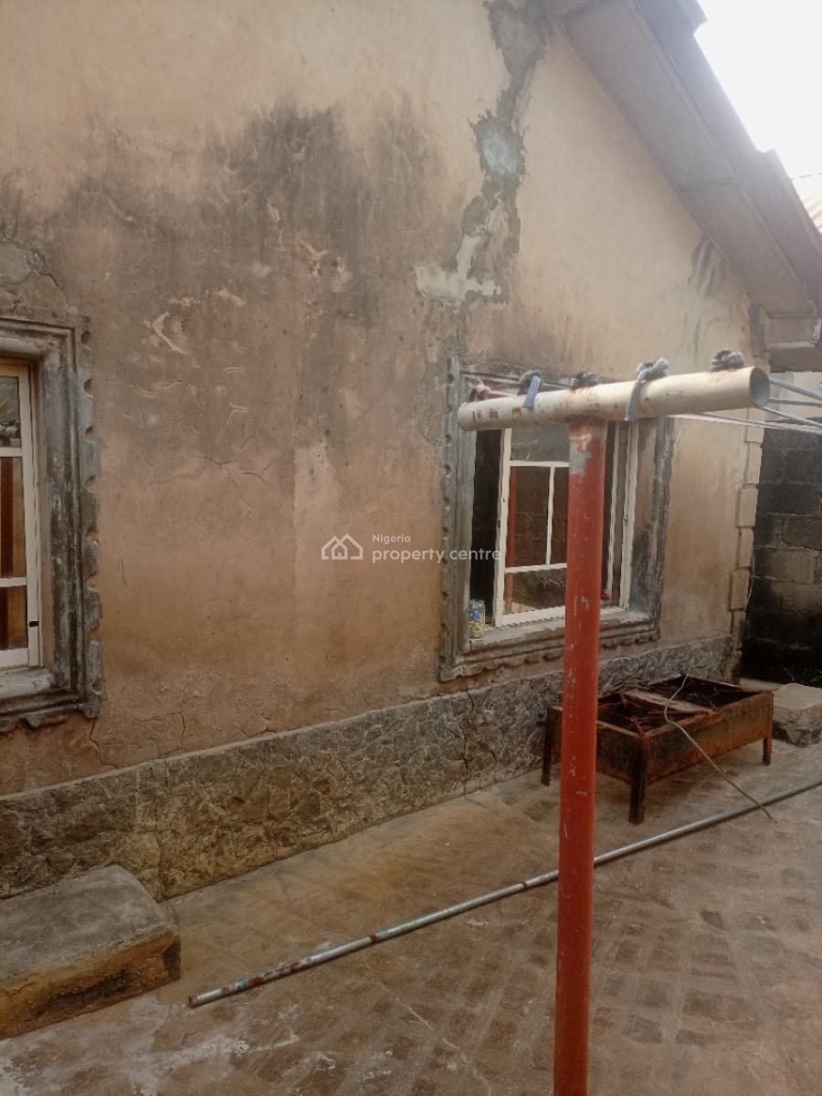 5 Bedroom Detached Bungalow for in Ogolonto, Unity Avenue, Ipakodo Ebute, 47 Dedogbe Street, Ebute, Ikorodu, Lagos, Detached Bungalow for Sale