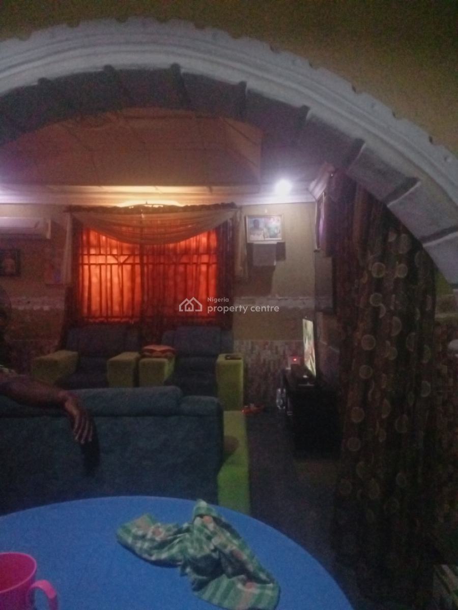 5 Bedroom Detached Bungalow for in Ogolonto, Unity Avenue, Ipakodo Ebute, 47 Dedogbe Street, Ebute, Ikorodu, Lagos, Detached Bungalow for Sale