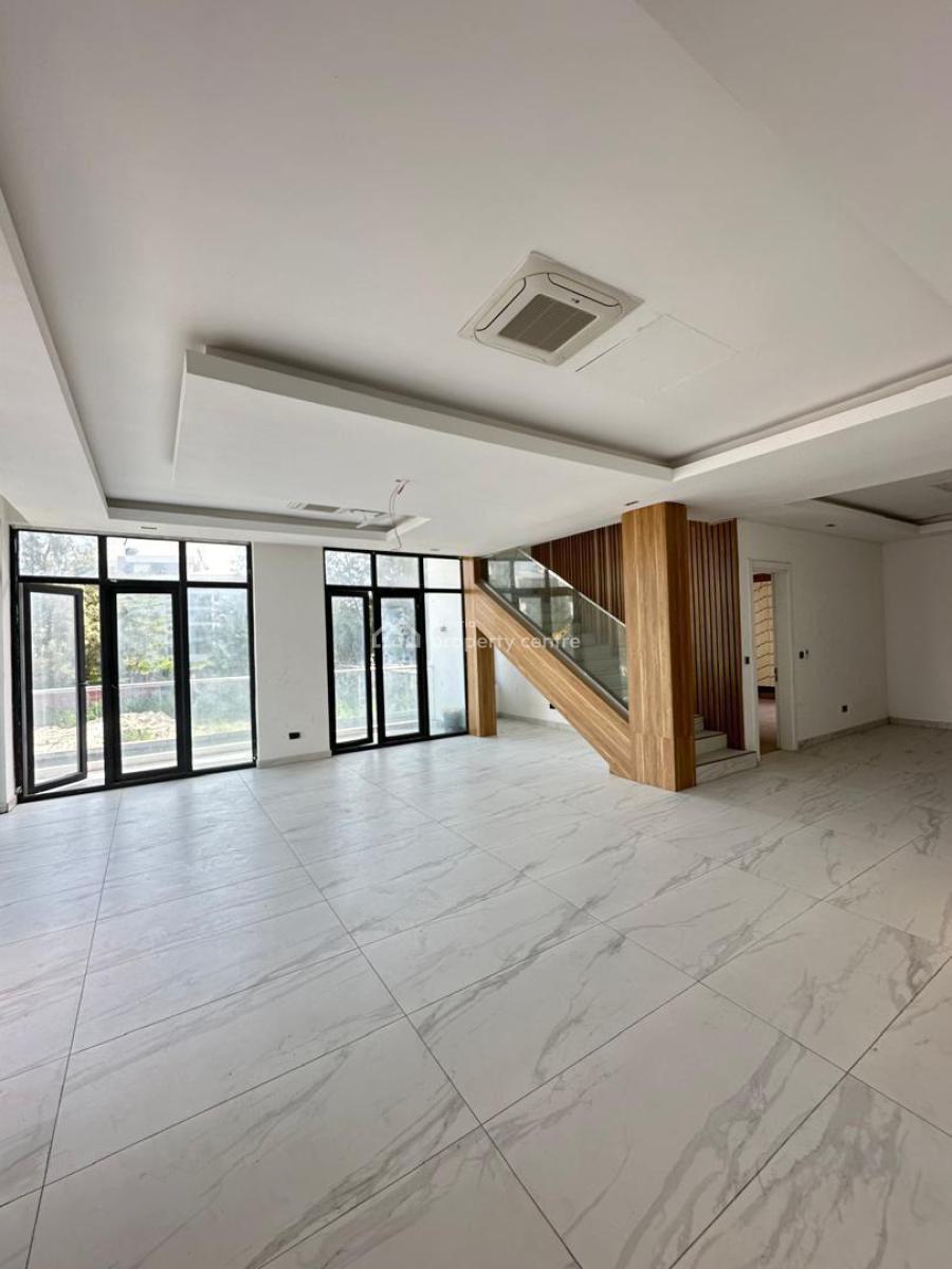an Exceptionally Designed Waterfront 4 Bedroom Maisonette with Bq, Banana Island, Ikoyi, Lagos, Terraced Duplex for Sale