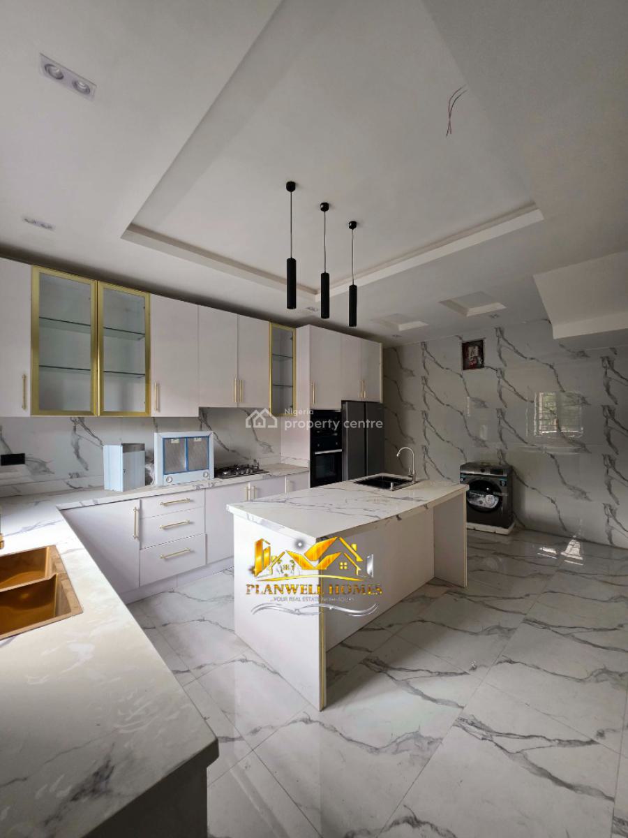 5bedrooms Semi Detached Duplex with Bq., Lekki Phase 1, Lekki Phase 1, Lekki, Lagos, Semi-detached Duplex for Sale