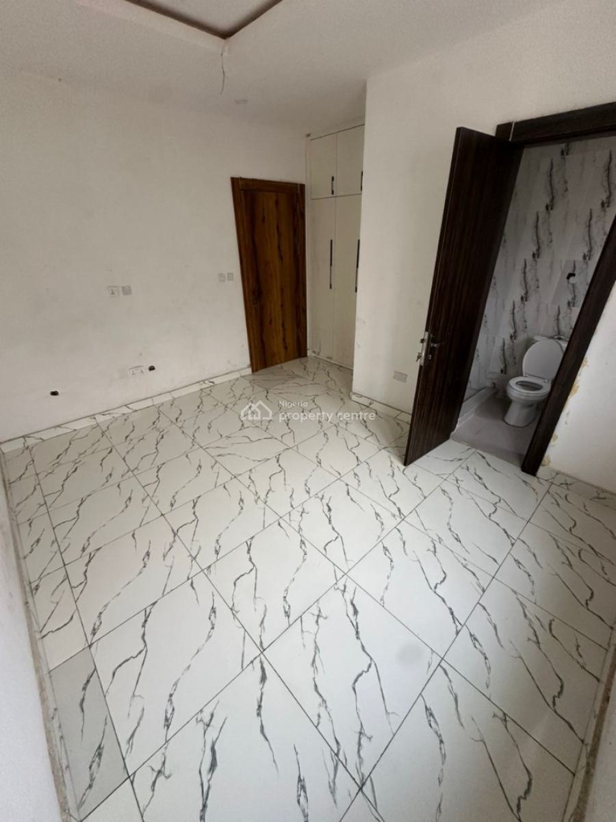 a Well-built Spacious 3bedroom Flat + 1bq, Utako District Abuja, Utako, Abuja, Flat / Apartment for Rent
