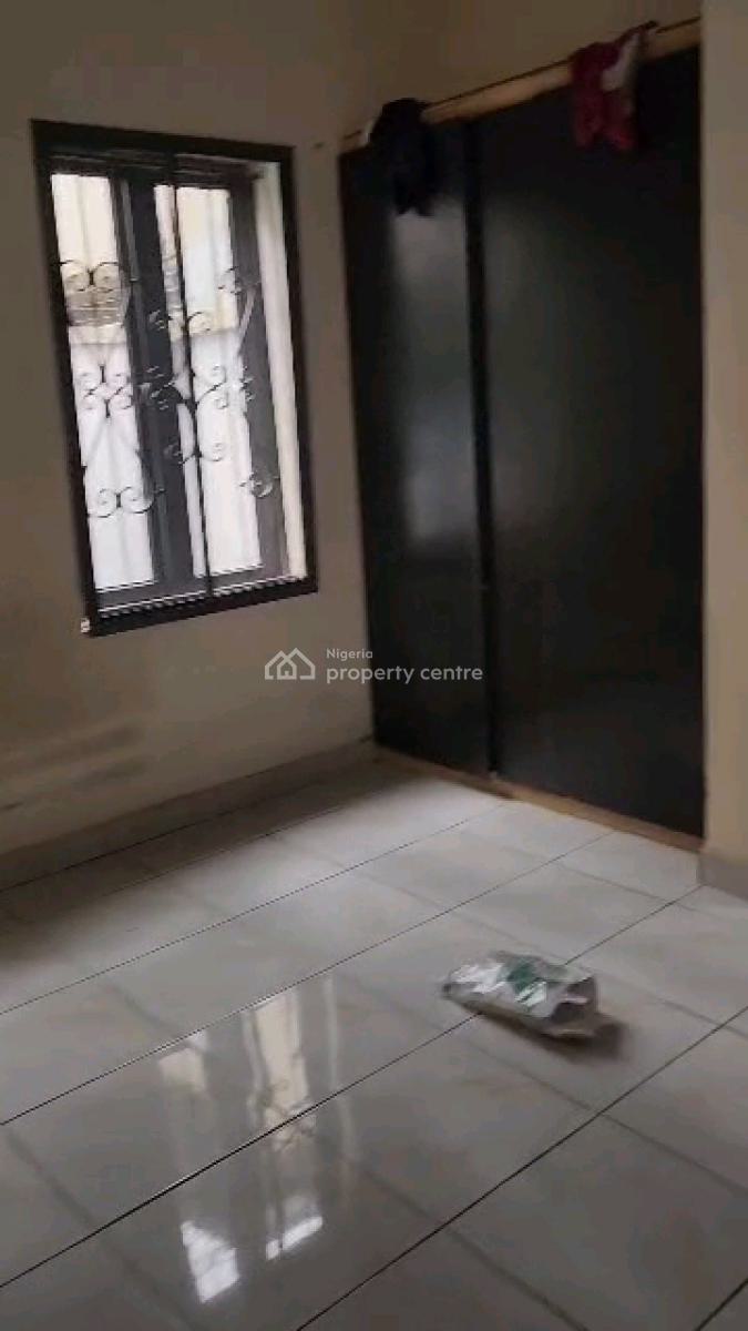 Decent and Relatively New 3 Bedroom Ground Flat with All Rooms Ensuite, Dapo Fafiade Street,off Pedro Police Station Road,pedro, Gbagada, Lagos, Flat / Apartment for Rent