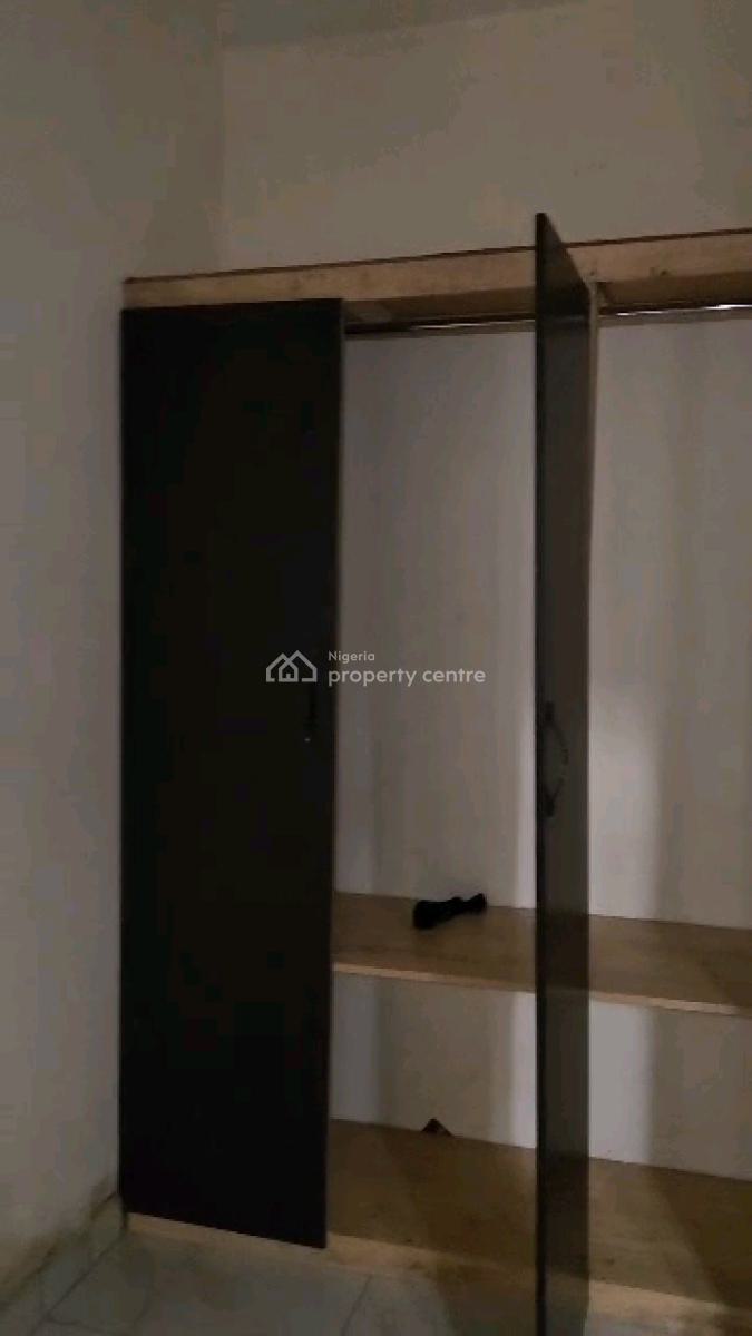 Decent and Relatively New 3 Bedroom Ground Flat with All Rooms Ensuite, Dapo Fafiade Street,off Pedro Police Station Road,pedro, Gbagada, Lagos, Flat / Apartment for Rent