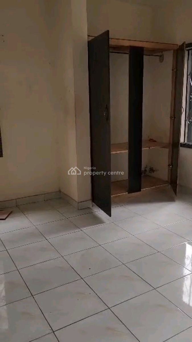 Decent and Relatively New 3 Bedroom Ground Flat with All Rooms Ensuite, Dapo Fafiade Street,off Pedro Police Station Road,pedro, Gbagada, Lagos, Flat / Apartment for Rent